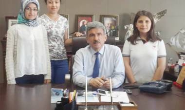 Öğrenciler BaşkanSadık  Edis’le Röportaj Yaptı